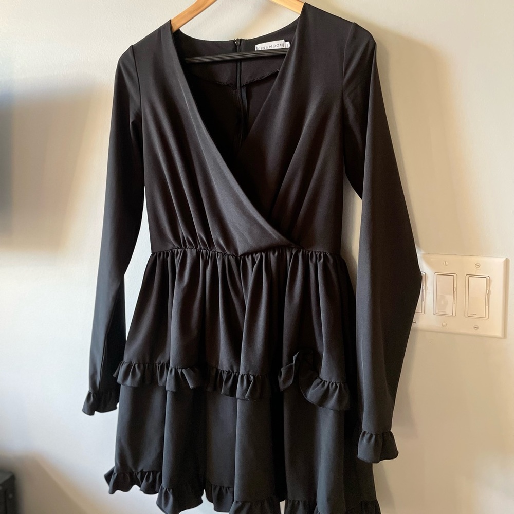 Cute black dress